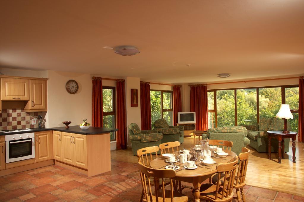 Falls Hotel & Spa Ennistimon Dış mekan fotoğraf